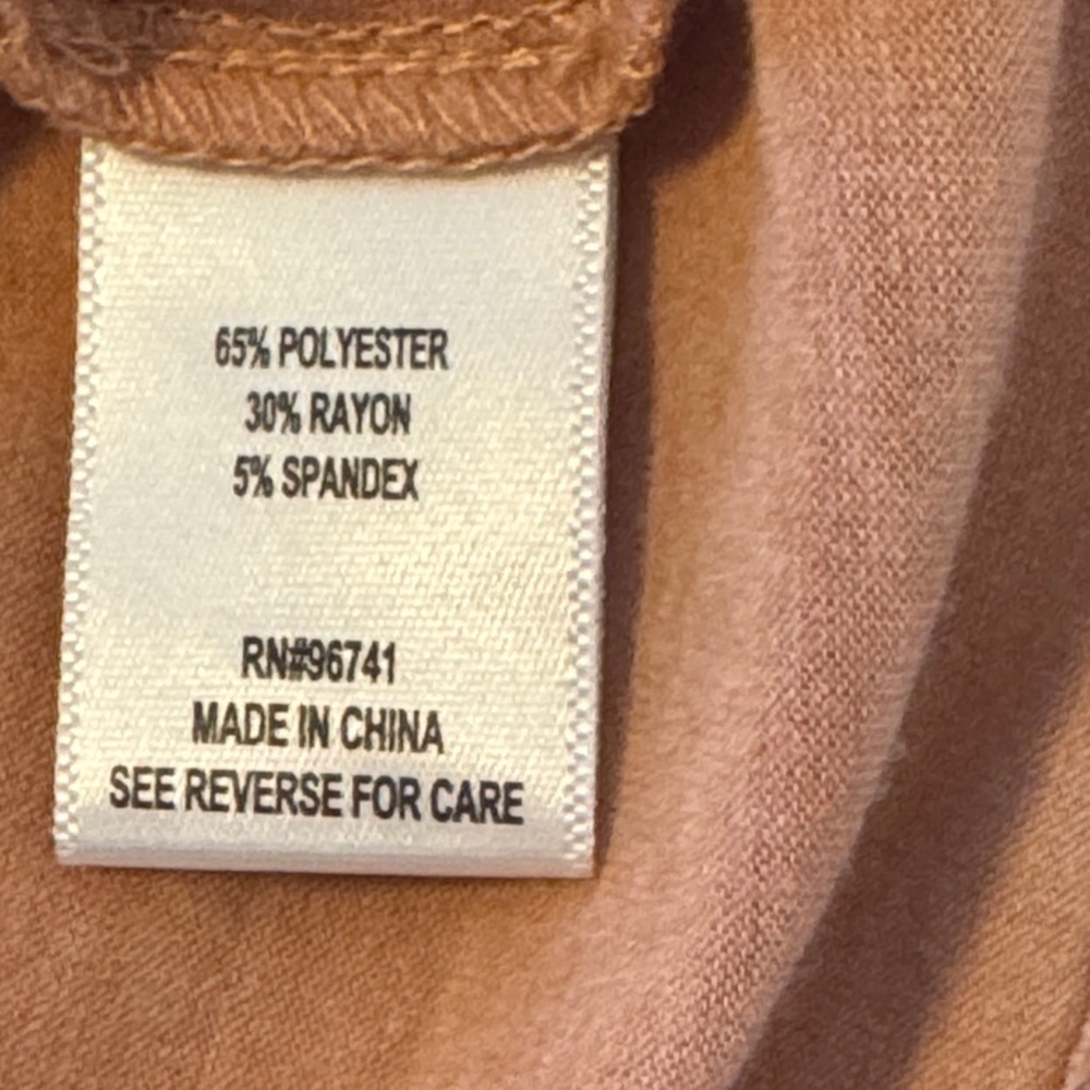 Oak & Trellis Soft Tan Graphic Tee - Neutral Tan - Picture 5 of 5